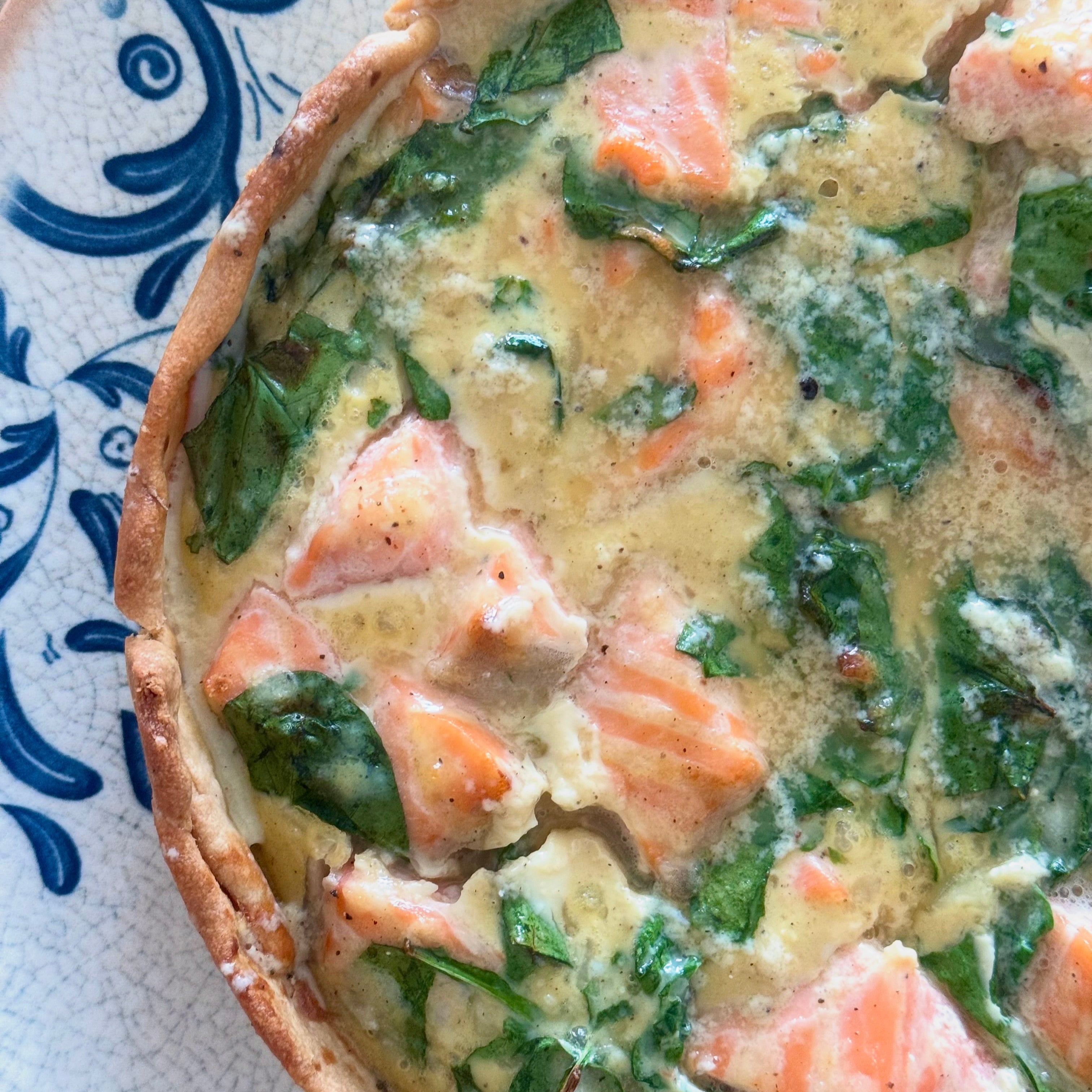 QUICHE LORRAINE CON SALMÓN Y ESPINACAS